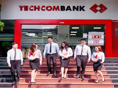 Thu nhập bình quân nhân viên ngân hàng Techcombank đủ để mua 8 chỉ vàng mỗi tháng