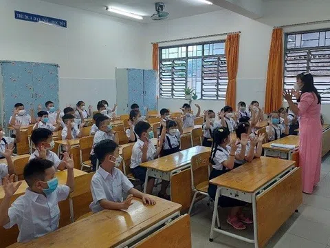 Bà Rịa - Vũng Tàu: Trường học không được ép học sinh may, mua đồng phục
