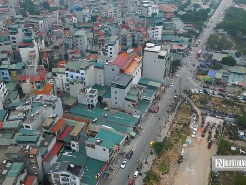 Vi phạm trật tự xây dựng tại Hà Nội: Phú Đô và những… chiếc ô