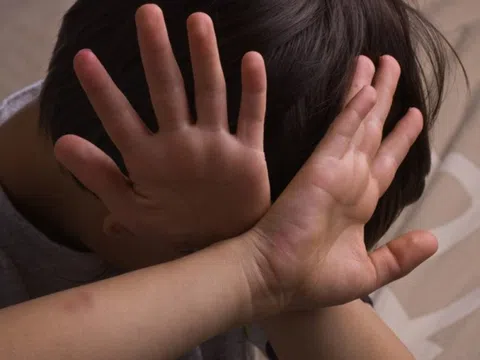 Chuyên gia chỉ cách giúp trẻ thoát khỏi xâm hại tình dục