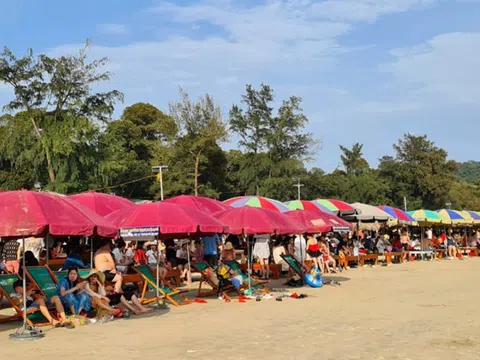 Quảng Ninh: Cấm du khách mang túi ni lông ra đảo Cô Tô