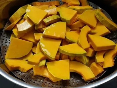 Món ngon cuối tuần: Cách làm bánh bí đỏ hấp vừa ngon lại bổ dưỡng