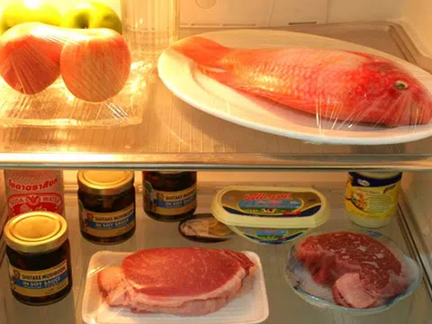 Mẹo rã đông cá cấp tốc chỉ với 3 nguyên liệu quen thuộc