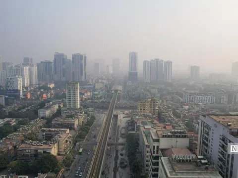 Hà Nội: Người dân khổ sở "bụi chồng bụi mùa ô nhiễm"