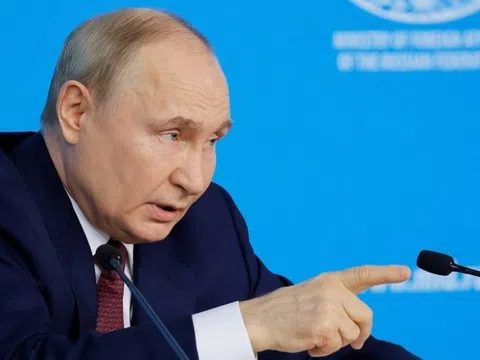Nga lên tiếng cảnh báo khi quan chức Ukraine dọa nhắm vào Tổng thống Putin