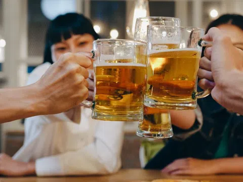 Áp thuế tiêu thụ đặc biệt nhằm giảm tình trạng uống rượu, bia quá mức