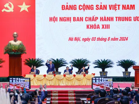 Cho thôi giữ chức Uỷ viên Trung ương Đảng đối với 4 đồng chí