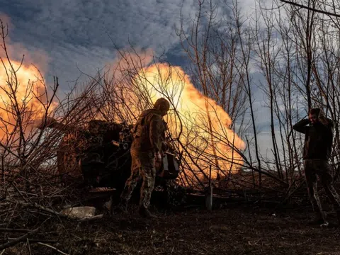 Ukraine mải "giằng co" tại Kursk, Nga chớp cơ hội mở rộng vùng kiểm soát tại Kharkiv