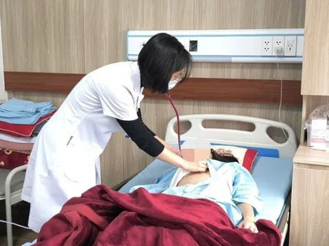 Tưởng viêm họng nhẹ, nữ sinh ở Sơn La rơi vào nguy kịch, suýt mất mạng vì những cơn sốt cao trong ngày