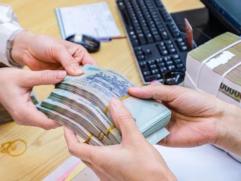 Bộ Chính trị Kết luận: Mỗi CBCCVC hưởng phụ cấp tăng thêm 300% mức lương hiện hưởng theo Kết luận 205 thì mức phụ cấp này có dùng để tính đóng BHXH, BHYT không?