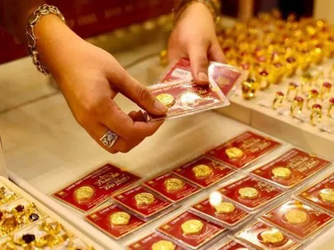 Giá vàng chiều 3/4 mới nhất: Chạm mốc 175 triệu đồng/lượngnhưng dấu hiệu “hạ nhiệt” đã xuất hiện?