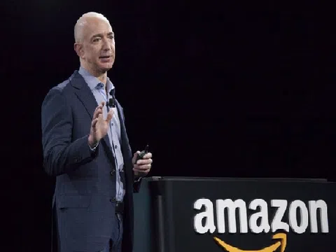 Bí quyết chăm sóc 100% khách hàng hài lòng từ CEO Amazon, Jeff Bezos