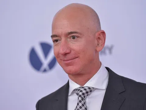 Ông chủ Amazon có thêm gần 8 tỷ USD tuần này