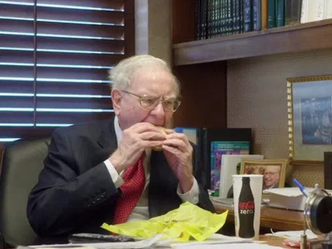 Bữa sáng của tỷ phú giàu thứ 3 thế giới Warren Buffett chỉ có giá bằng một bát phở