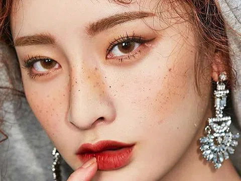 “Học lỏm” bí quyết trang điểm từ Makeup Artist của sao Hàn