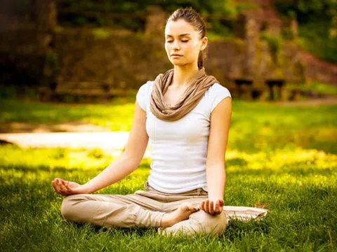 5 bài tập Yoga giảm cân trong mùa hè