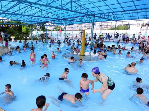 Những bể bơi chất lượng tại Hà Nội cho bạn giải nhiệt hè này