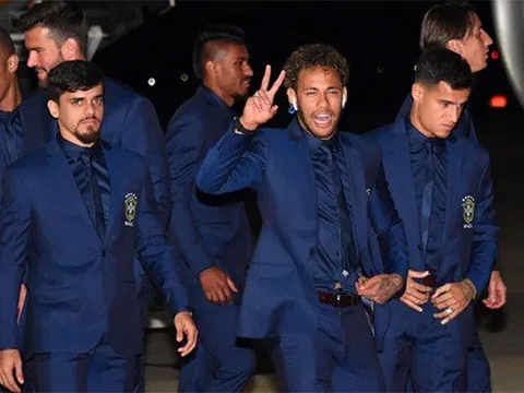 Neymar cùng dàn sao Brazil đặt chân tới Nga dự World Cup