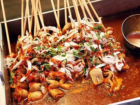 5 món ăn đường phố Hàn được giới trẻ Việt yêu thích