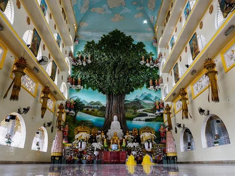 Chiêm ngưỡng vẻ đẹp ngôi chùa có chánh điện cao nhất Việt Nam 