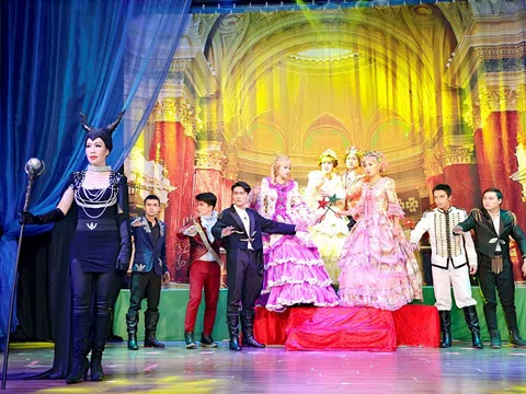 Đêm hạnh phúc của các bé  tại sân khấu kịch Trịnh Kim Chi