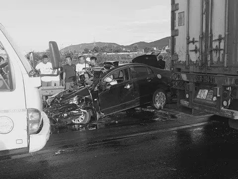 Tai nạn giao thông nghiêm trọng khiến 1 người chết, QL1A ách tắc nhiều giờ