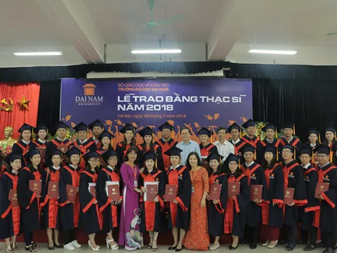 107 học viên cao học khóa 4 Đại học Đại Nam nhận bằng Thạc Sĩ