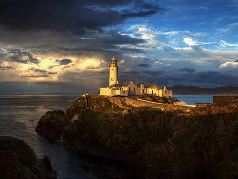 10 ngọn hải đăng có tầm nhìn đẹp nhất thế giới