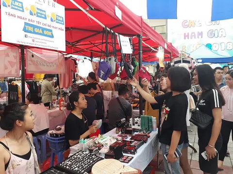 The Weekend Town - `Back to school 2018` thu hút giới trẻ Hà Nội dịp cuối tuần 