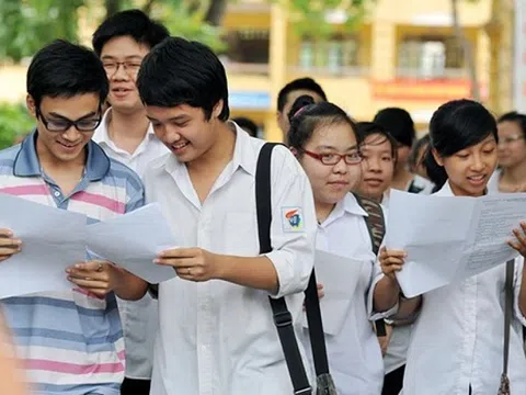 Sau đợt điều chỉnh nguyện vọng, ngày đầu chạy lọc ảo: Điểm chuẩn dự kiến giảm mạnh