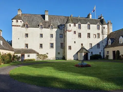Chào mừng đến Traquair House, ngôi nhà cổ đáng yêu và kỳ lạ nhất ở Scotland