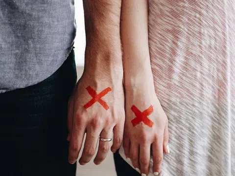 Đàn bà sau ly hôn tìm được hạnh phúc khó lắm phải không?
