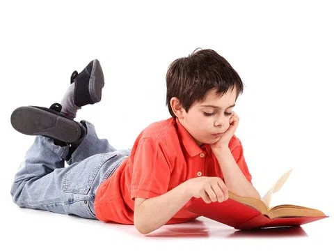 Nên dạy con đọc sách vào tuổi nào là tốt nhất?