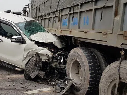 Tài xế xe tải quay đầu bất cẩn gây ra tai nạn liên hoàn ở Bắc Ninh