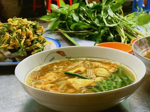 Bún cá Num-bo-chóc món ăn mê hoặc thực khách sành ăn ở Sài Gòn