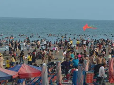 Vũng Tàu: 30 trẻ bị lạc khi đi tắm biển trong 2 ngày nghỉ lễ