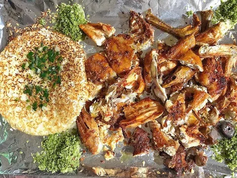 Gà nướng cơm cháy ngon không cưỡng nổi