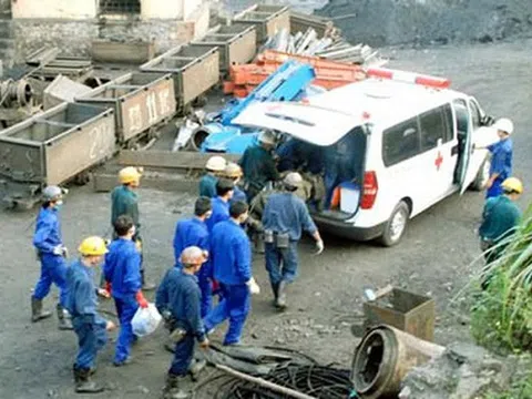 Trượt ngã vào tuyến máng than, một công nhân mỏ tử vong tại Quảng Ninh