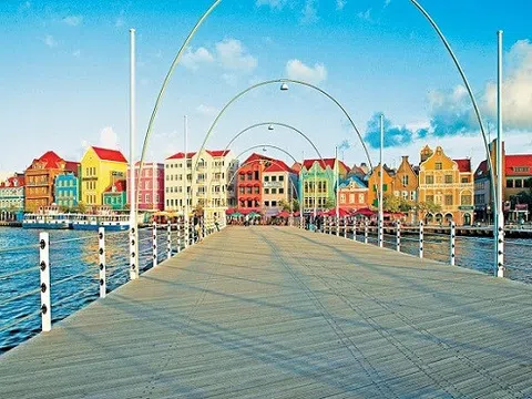 Thành phố sắc màu Willemstad - địa điểm `vàng` cho những ai thích `sống ảo`