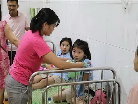 347 học sinh bị nghi ngộ độc thực phẩm ở Ninh Bình đã được xuất viện