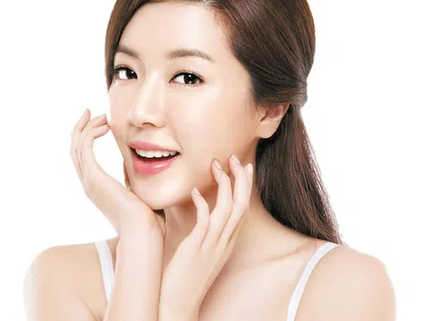 Nguyên nhân và giải pháp giúp các chị em trang điểm không bị mốc