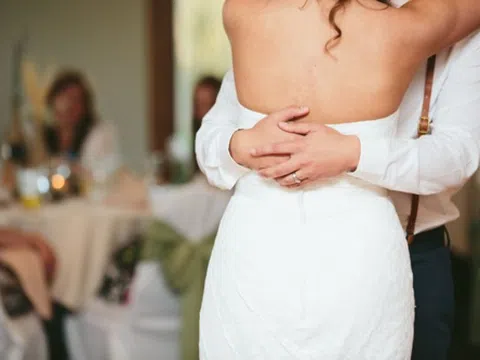 Cô dâu đuổi khách mang con đến tiệc cưới vì chỉ mời người lớn