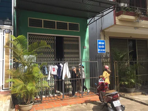Cặp vợ chồng hiếm muộn khóc ngất bên con trai 2 tuổi tử vong bất thường ở nhà trẻ
