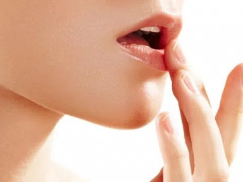 6 bước trị thâm môi đơn giản, hiệu quả