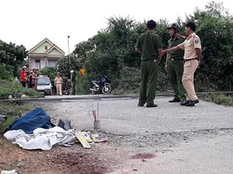Quảng Bình: Lách xe qua rào chắn đã hạ, người phụ nữ bị tàu cán tử vong