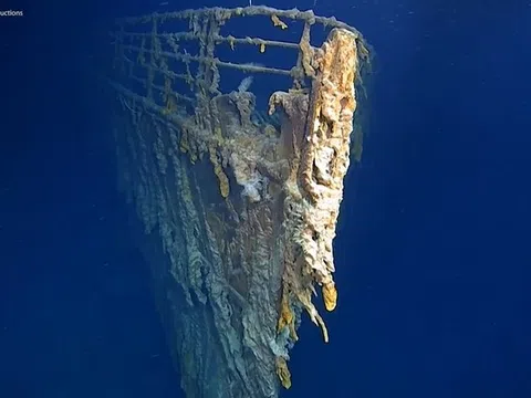 Lần đầu tiên sau 14 năm, chuyên gia thấy gì còn lại của “Titanic” dưới đáy đại dương