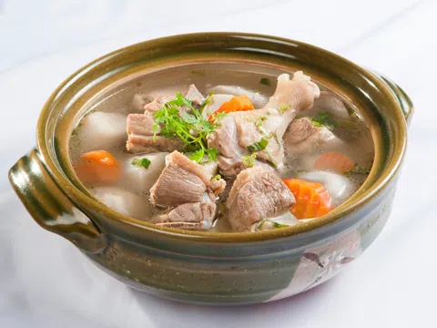 Công thức nấu canh vịt khoai sọ thơm ngon bổ dưỡng