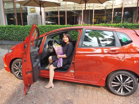 Xôn xao nữ nhân viên Hà Nội được sếp tặng ô tô gần 1 tỷ ngày sinh nhật