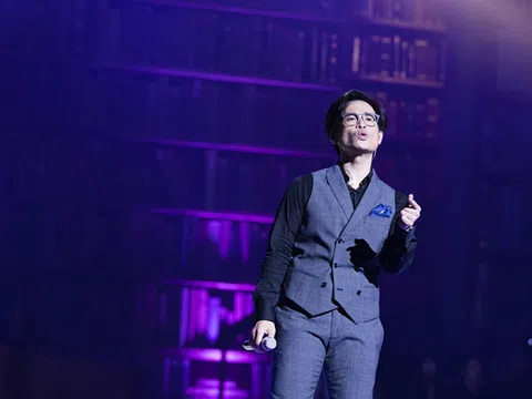 Hà Anh Tuấn bất ngờ bật khóc trong Live concert “Truyện ngắn” tại Sài Gòn 