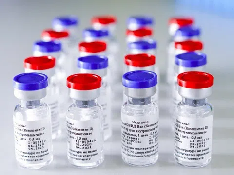Các quốc gia giàu có tích nhiều hơn 1 tỷ liều vaccine COVID-19 so với mức cần thiết